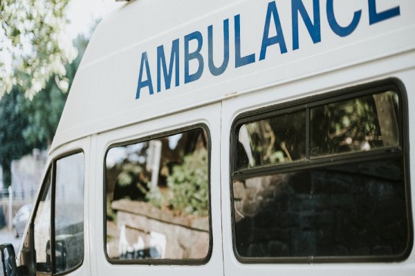 Acil Yardım Ambulansı